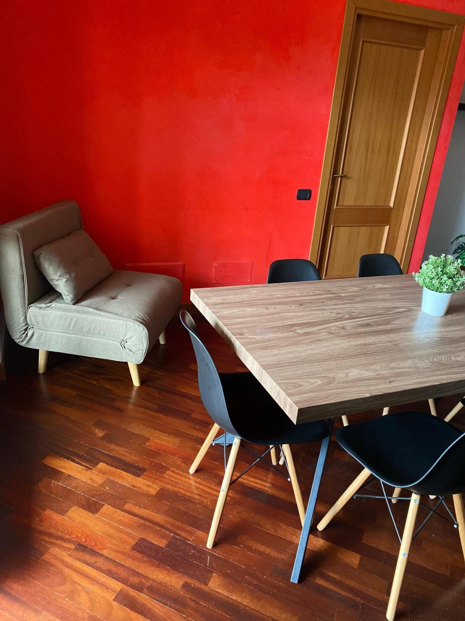 Sun Nest Apartment - Terrace & Garage 피우미치노 외부 사진